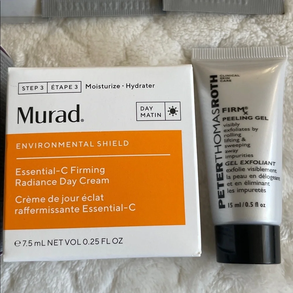 DELUXE TRAVEL SIZE SKINCARE BUNDLE - Picture 3 of 4